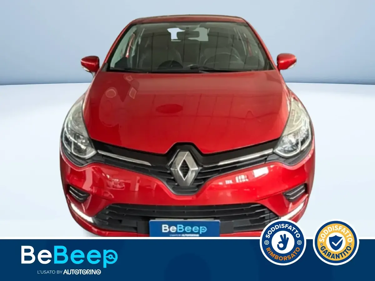 Usata Renault Clio Zen 90 CV (66 kW) 2018 Rosso metallizzato