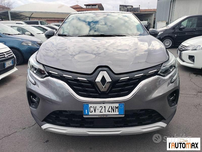 Usata Renault Captur Techno 90 CV (66 kW) 2024 Grigio SUV