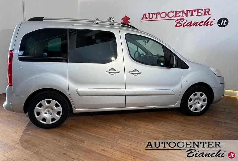 Usata Peugeot TePee Outdoor 90 CV (66 kW) 2009 Grigio Berlina