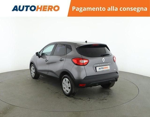 Usata Renault Captur Life 90 CV (66 kW) 2017 Grigio SUV