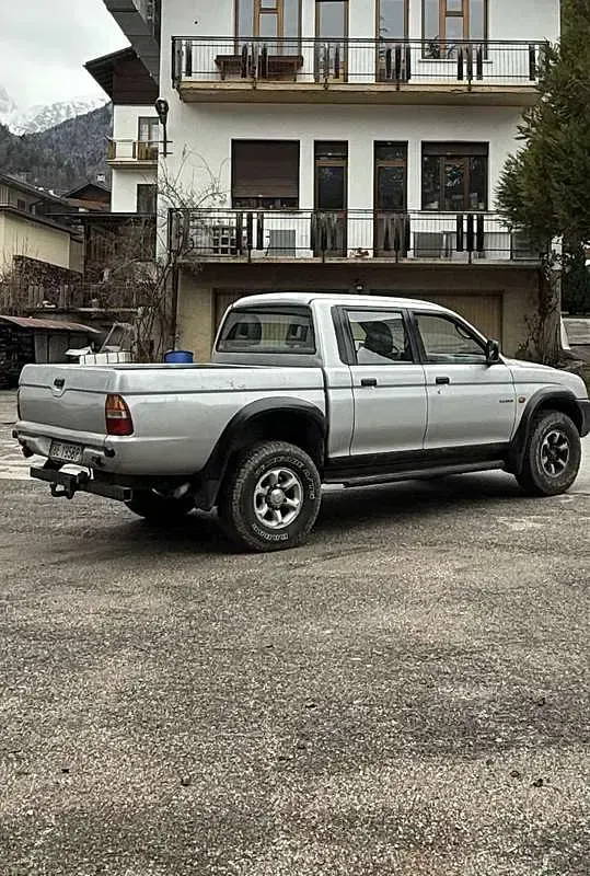 Usata Mitsubishi L200 99 CV (72 kW) 1999 Pick-up