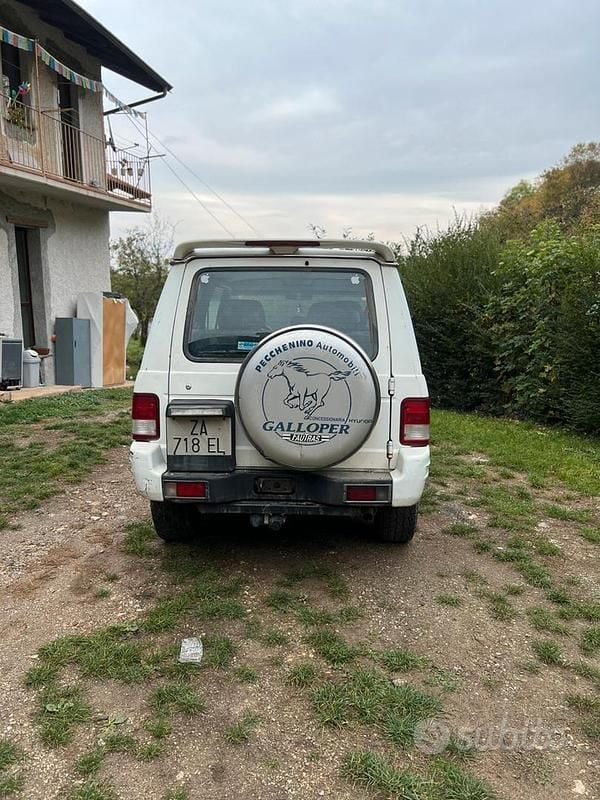 Usata Hyundai Galloper 100 CV (73 kW) 1998 Bianco SUV