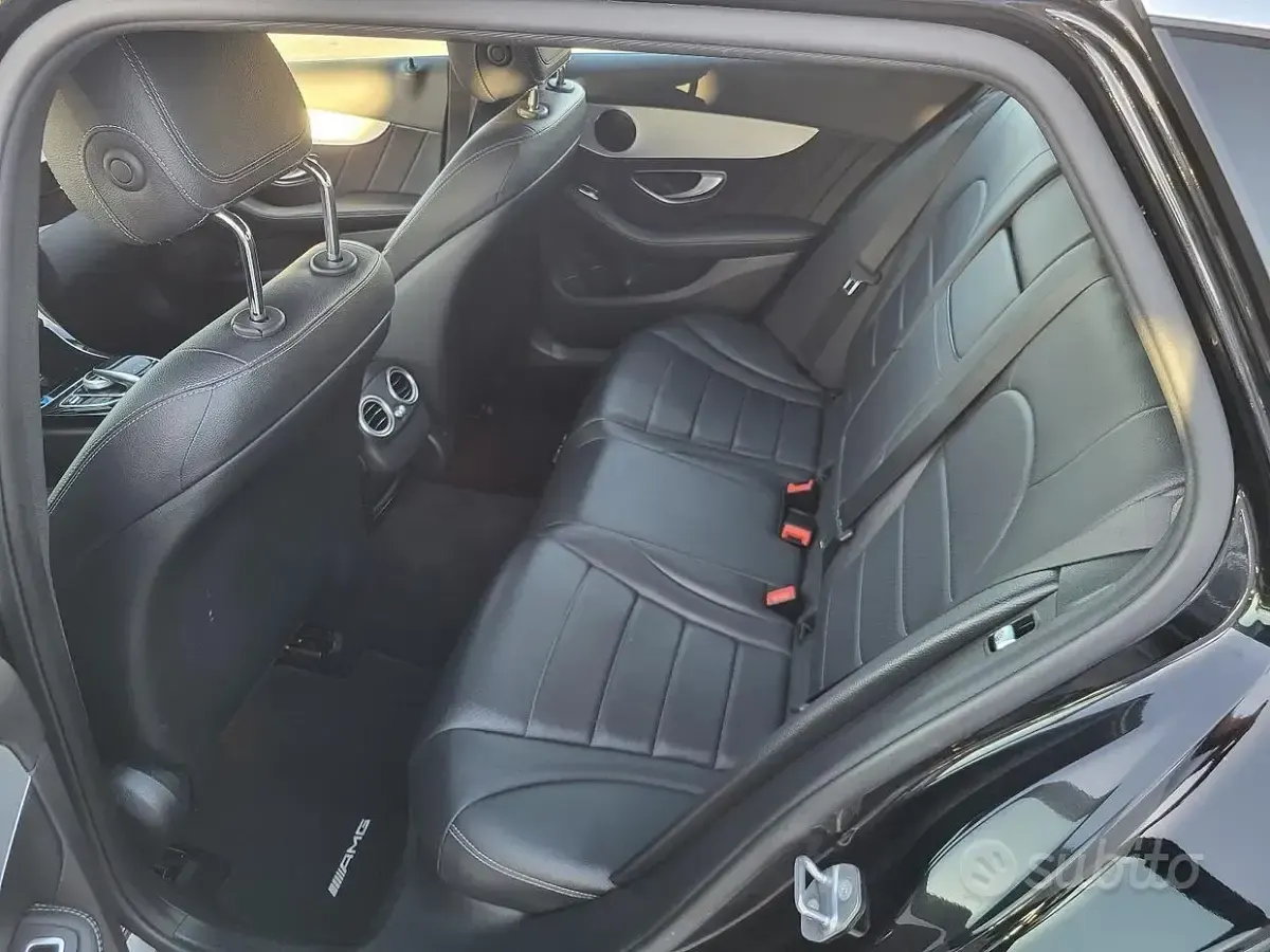 Usata Mercedes C220 194 CV (142 kW) 2018 Nero Station wagon