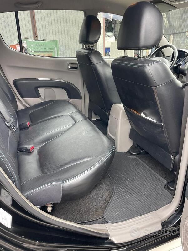 Usata Mitsubishi L200 110 CV (80 kW) 2008 Nero Pick-up