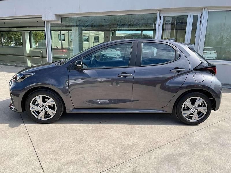 Usata Mazda 2 Exclusive 92 CV (67 kW) 2024 Grigio Utilitaria