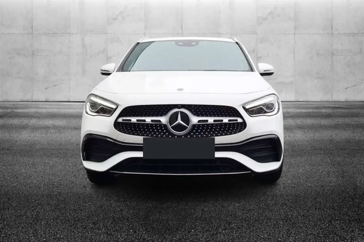 Usata Mercedes GLA220 Premium 190 CV (139 kW) 2022 Bianco SUV