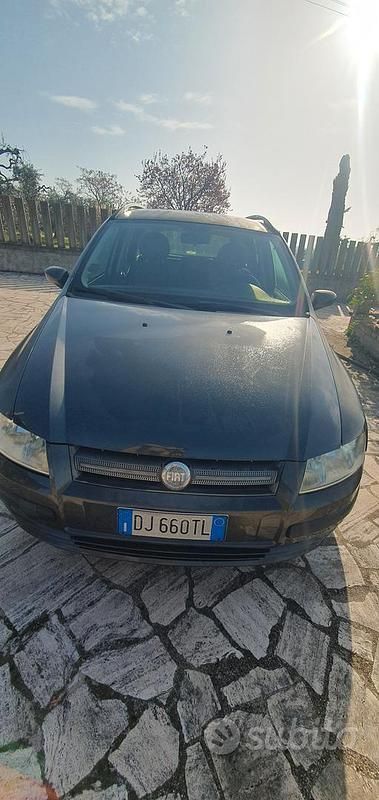 Usata Fiat Stilo 120 CV (88 kW) 2007 Grigio Station wagon