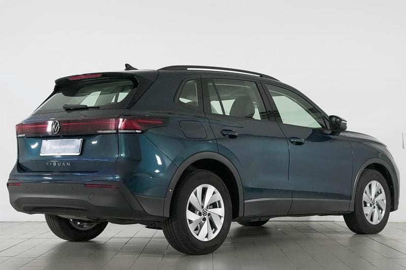 Usata VW Tiguan Life 150 CV (110 kW) 2024 Nightside blu SUV