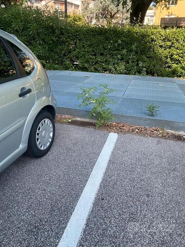 Grigio Usata 2005 Citroën C3 Tre volumi | 500 € (Super prezzo) - Immagine 1/1