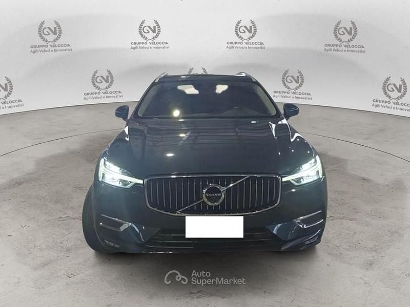 Usata Volvo XC60 Inscription 235 CV (172 kW) 2021 Argento SUV