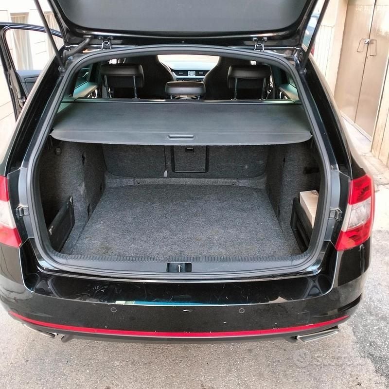 Usata Skoda Octavia 2015 Nero Station wagon