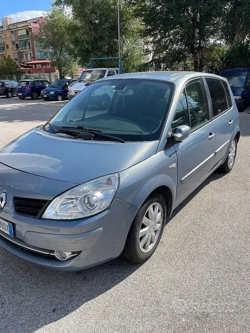 Usata Renault Scénic II 120 CV (88 kW) 2007 Monovolume