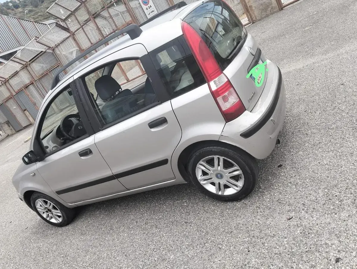 Usata Fiat Panda 60 CV (44 kW) 2004 Grigio Utilitaria