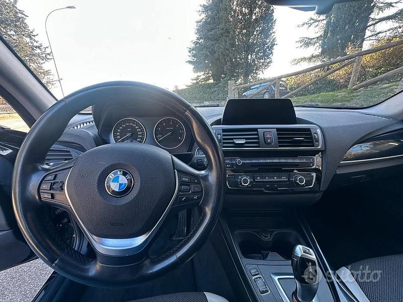 Usata BMW 118 Efficient Dynamics 150 CV (110 kW) 2017 Nero Utilitaria