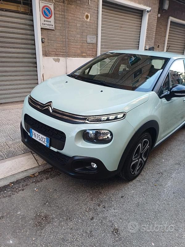 Verde Usata 2018 Citroën C3 Tre volumi | 8999 € (Buon prezzo) - Immagine 1/4