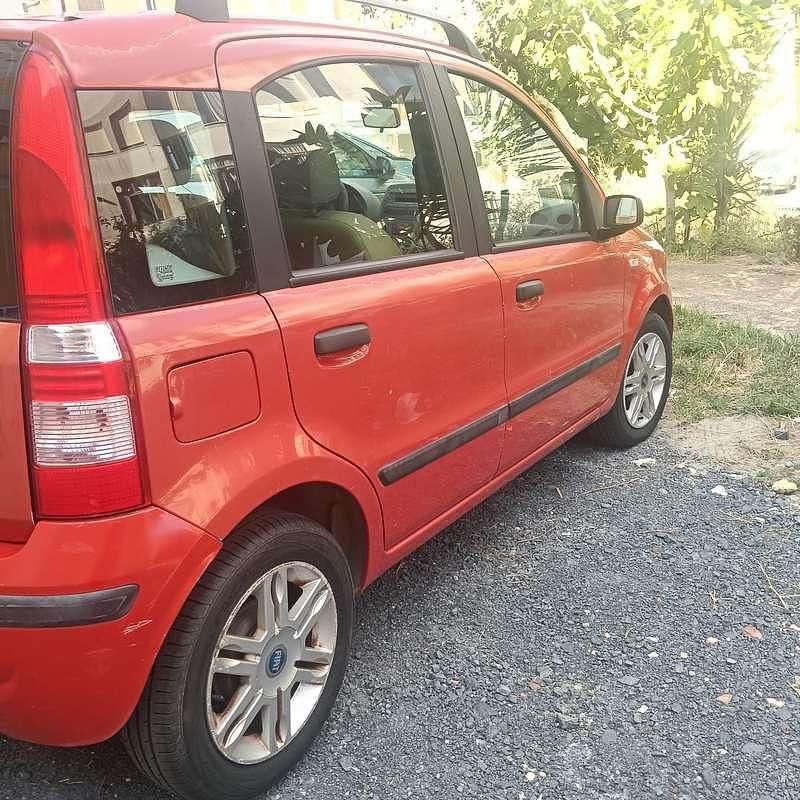 Usata 2006 Fiat Panda Emotion Due volumi | 3200 € (Ottimo prezzo) - Immagine 1/4