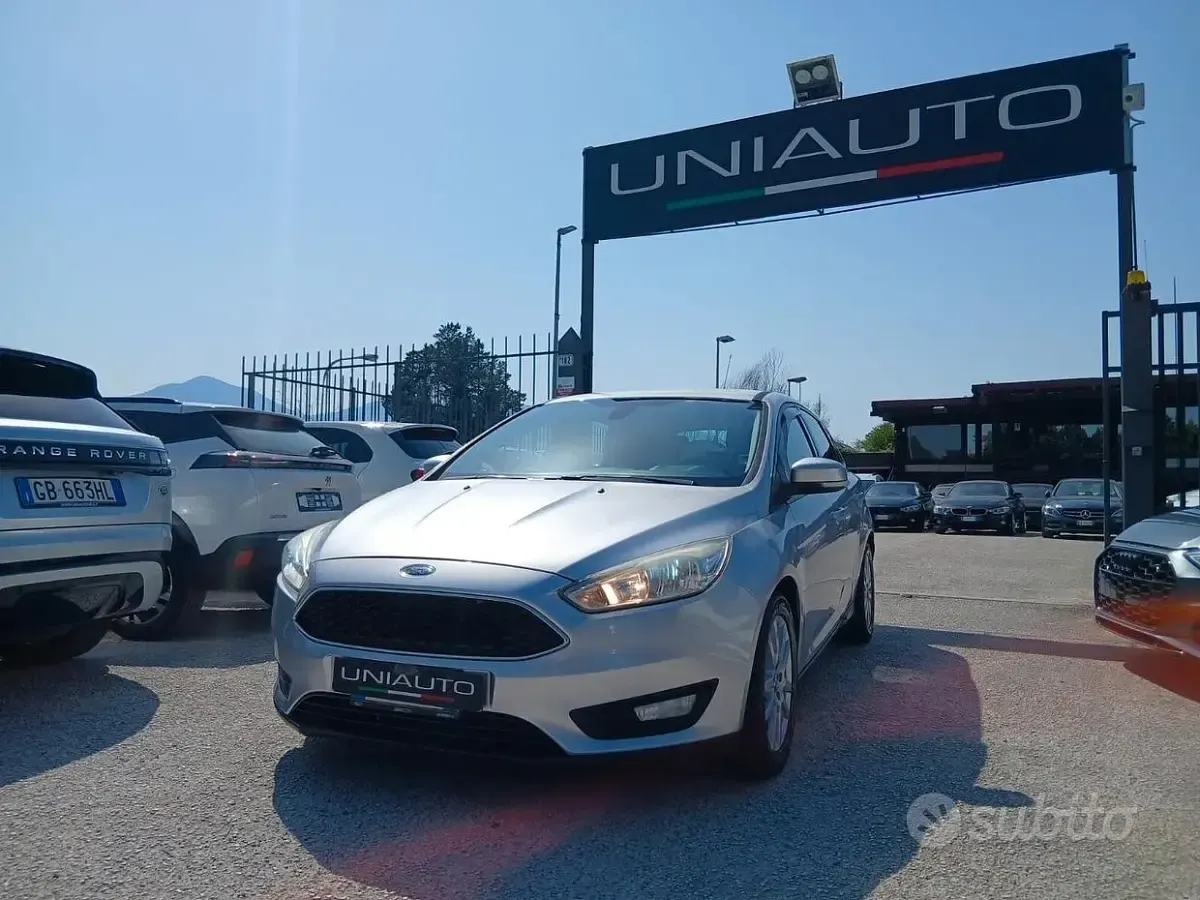 Usata Ford Focus Titanium 95 CV (69 kW) 2015 Grigio Berlina