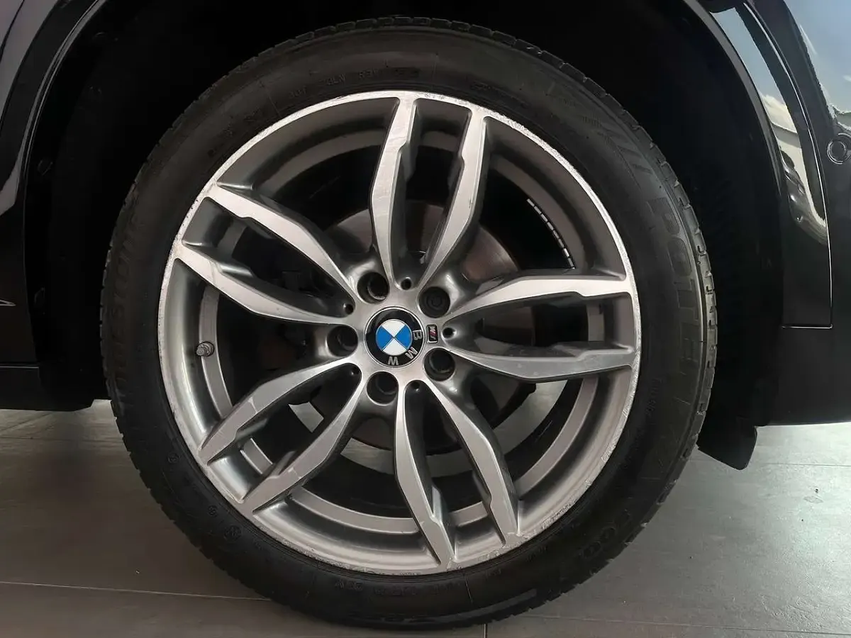 Usata BMW X4 M Sport 190 CV (139 kW) 2018 Nero metallizzato SUV