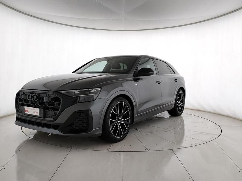 Usata Audi Q8 S-Line 286 CV (210 kW) 2025 Grigio SUV
