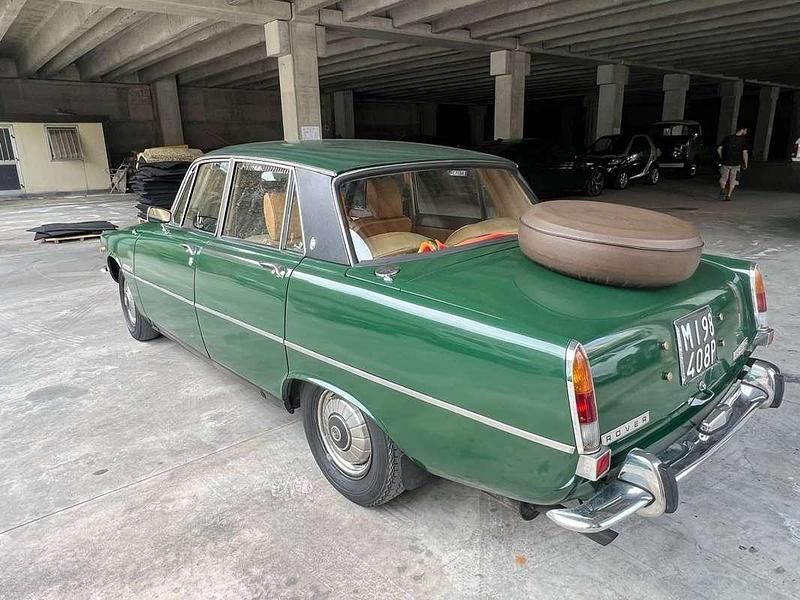 Usata Rover P6 131 CV (96 kW) 1978 Verde Berlina