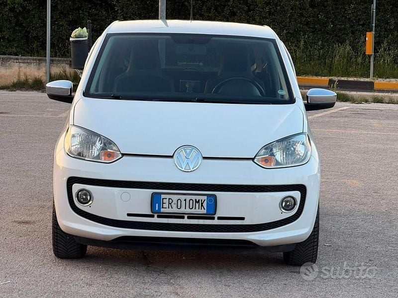 Usata VW up! 67 CV (49 kW) 2013 Bianco Utilitaria