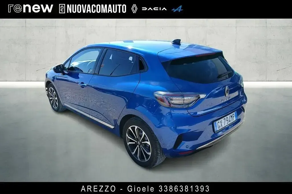 Usata Renault Clio V Techno 142 CV (104 kW) 2025 Blu Berlina