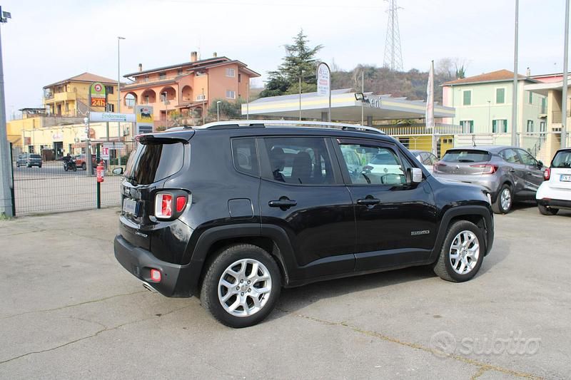 Usata Jeep Renegade Limited 120 CV (88 kW) 2015 Nero SUV