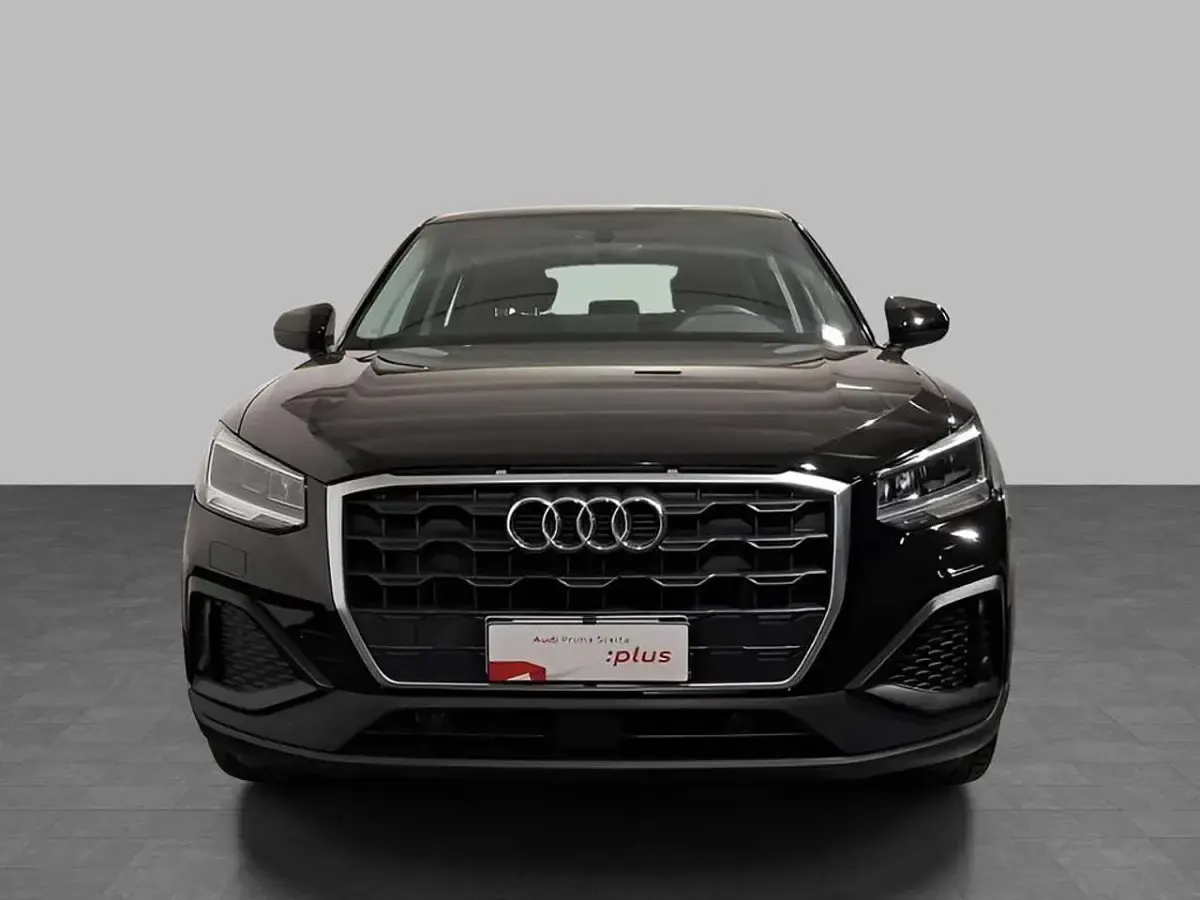 Usata Audi Q2 Business 116 CV (85 kW) 2022 A2 nero brillante SUV