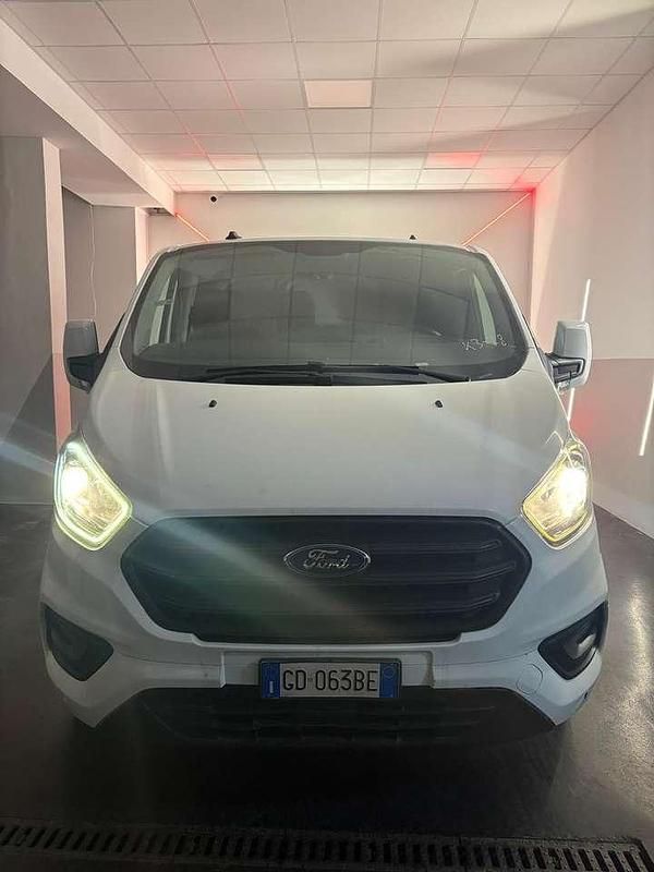 Pastello Usata 2020 Ford Transit Custom Trend Furgone | 17.200 € (Buon prezzo) - Immagine 1/4