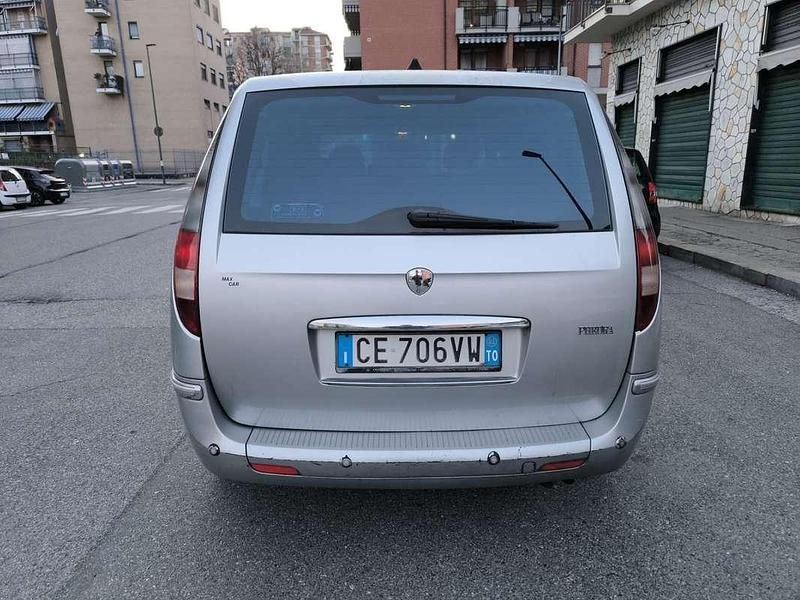 Usata Lancia Phedra 128 CV (94 kW) 2002 Monovolume