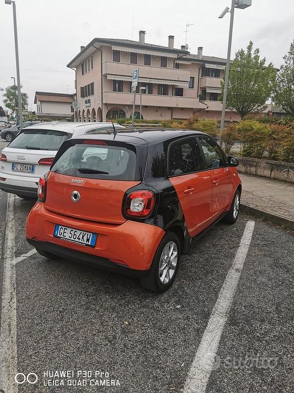 Usata Smart ForFour 2019 Rosso Utilitaria