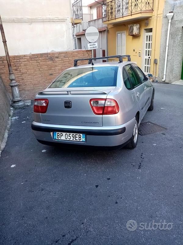 Usata Seat Cordoba 2001 Berlina