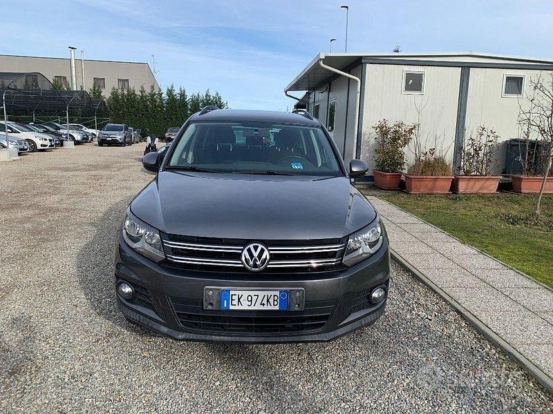 Brugt VW Tiguan Trendline 122 HK (89 kW) 2011 Grå SUV