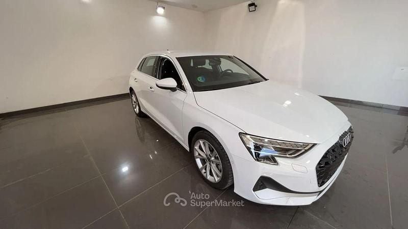 Usata Audi A3 151 CV (111 kW) 2025 Bianco Berlina