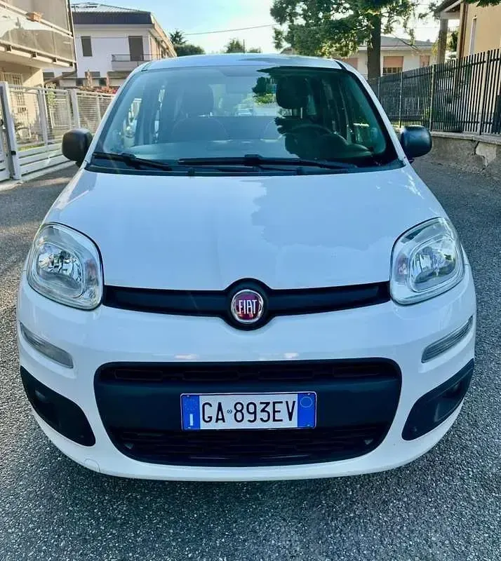 Usata Fiat Panda Pop 80 CV (58 kW) 2015 Utilitaria