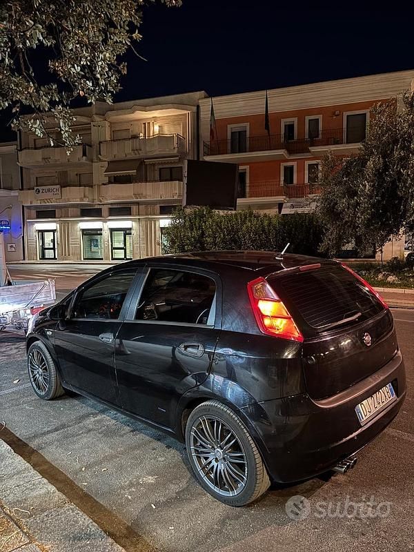 Usata Fiat Punto 69 CV (50 kW) 2007 Nero Utilitaria