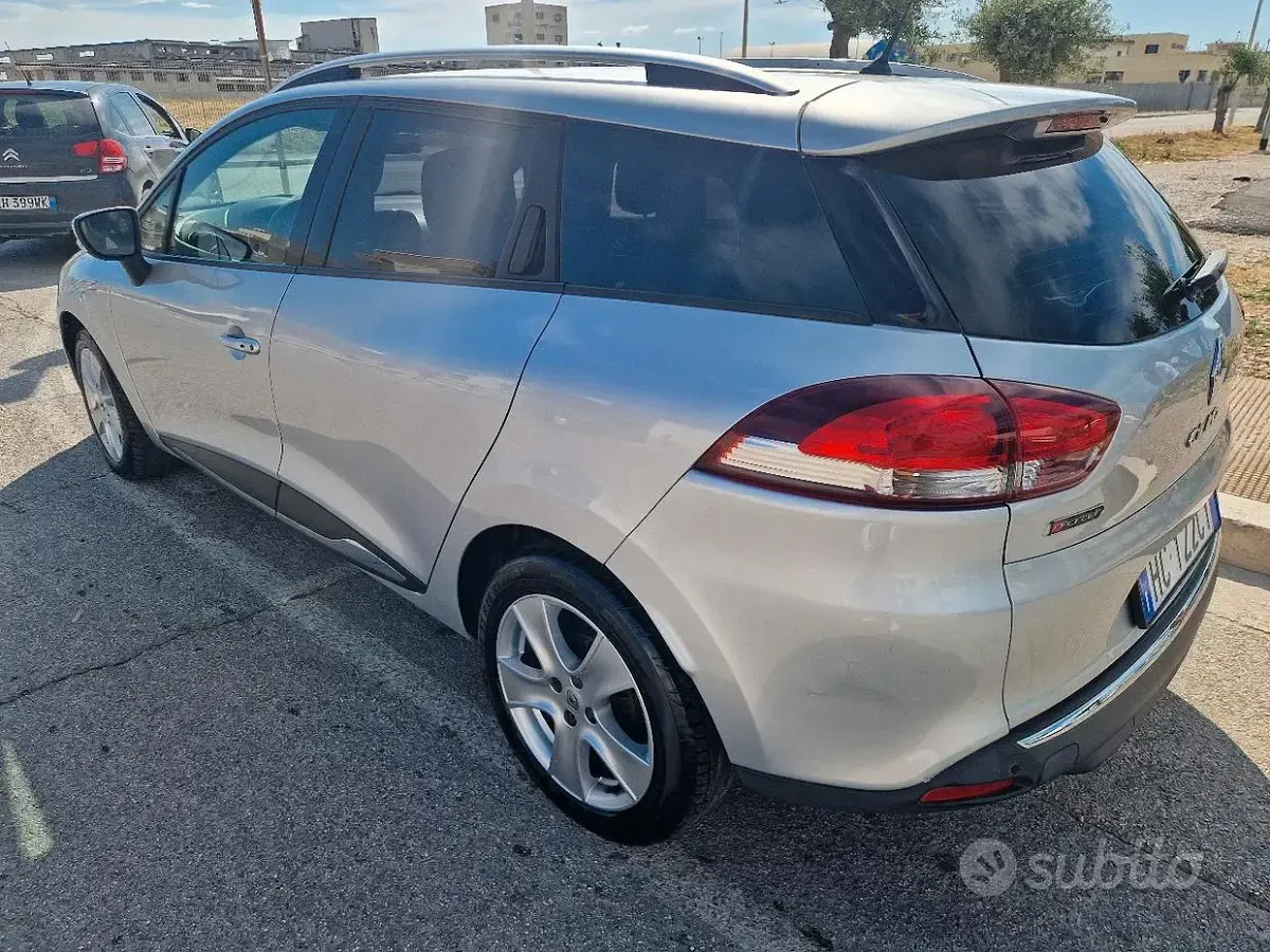 Usata Renault Clio 90 CV (66 kW) 2014 Grigio Station wagon