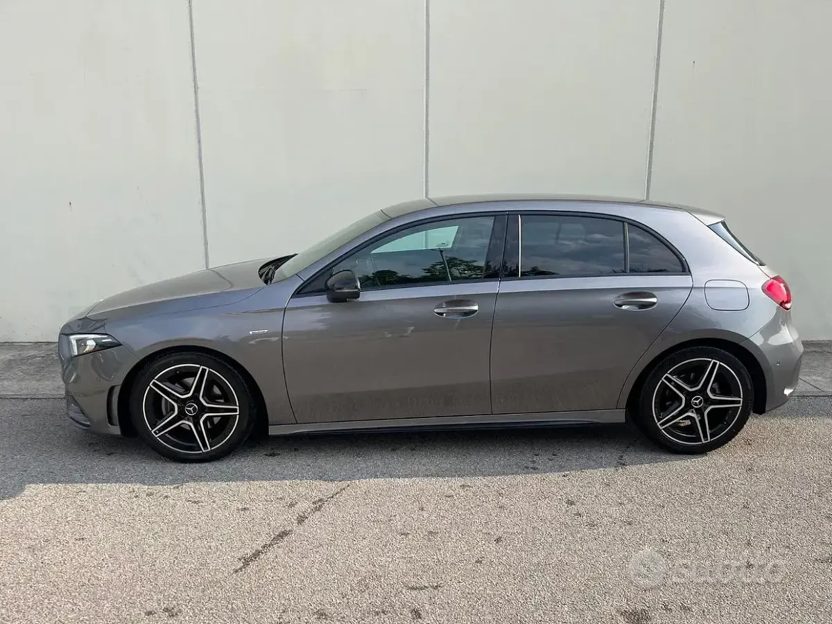 Usata Mercedes A180 Premium 2022 Berlina