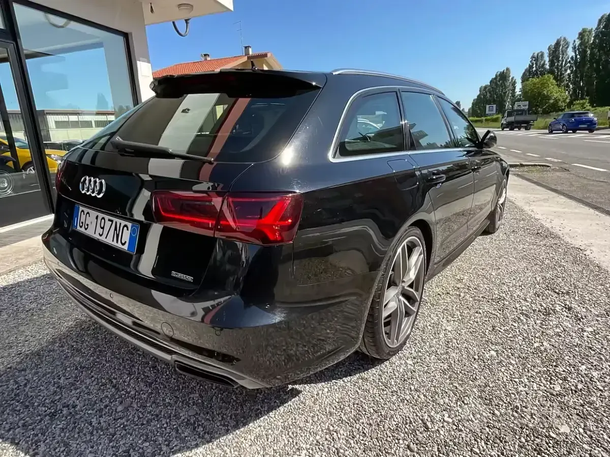 Usata Audi A6 Competition 326 CV (239 kW) 2015 Nero Station wagon