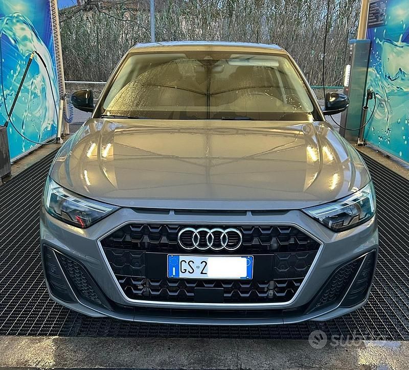 Usata Audi A1 Sportback Competition 110 CV (80 kW) 2022 Grigio Utilitaria