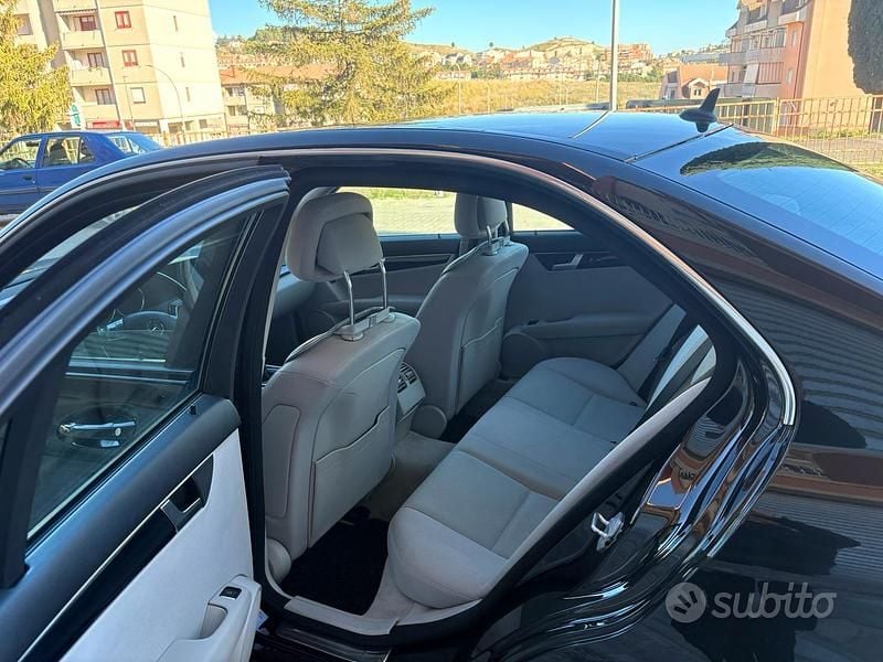 Usata Mercedes C220 2012 Nero Berlina