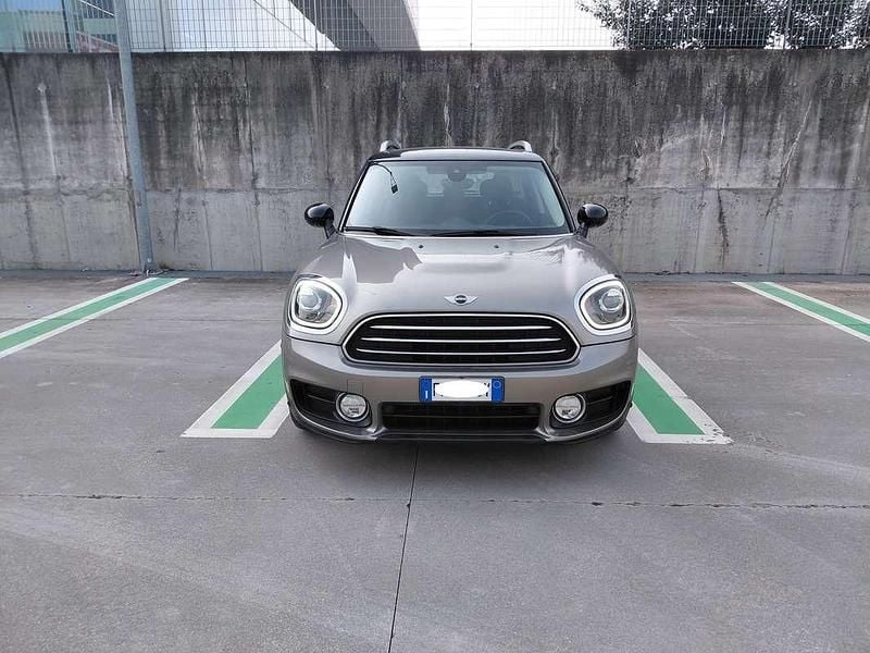 Usata Mini Cooper D Countryman Business 150 CV (110 kW) 2017 Grigio SUV