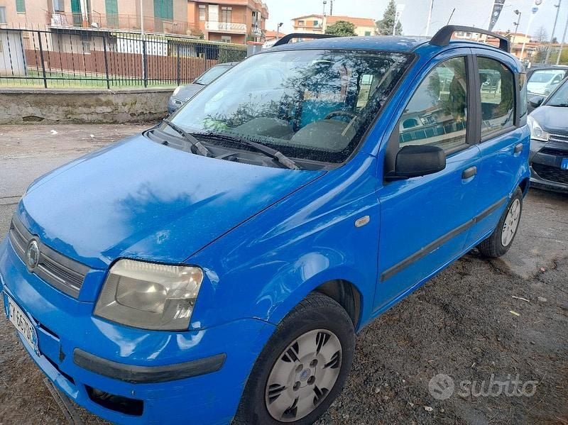 Usata Fiat Panda Dynamic 60 CV (44 kW) 2004 Blu Utilitaria