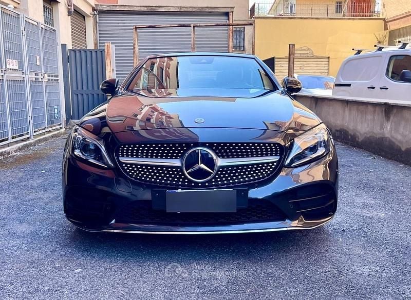 Usata Mercedes C400 Premium Plus 194 CV (142 kW) 2019 Gray Cabrio