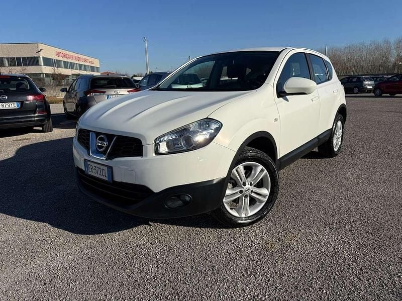 Bianco Usata 2013 Nissan Qashqai SUV | 8900 € (Buon prezzo) - Immagine 1/4