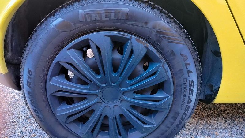 Usata Renault Clio IV 75 CV (55 kW) 2014 Giallo Berlina