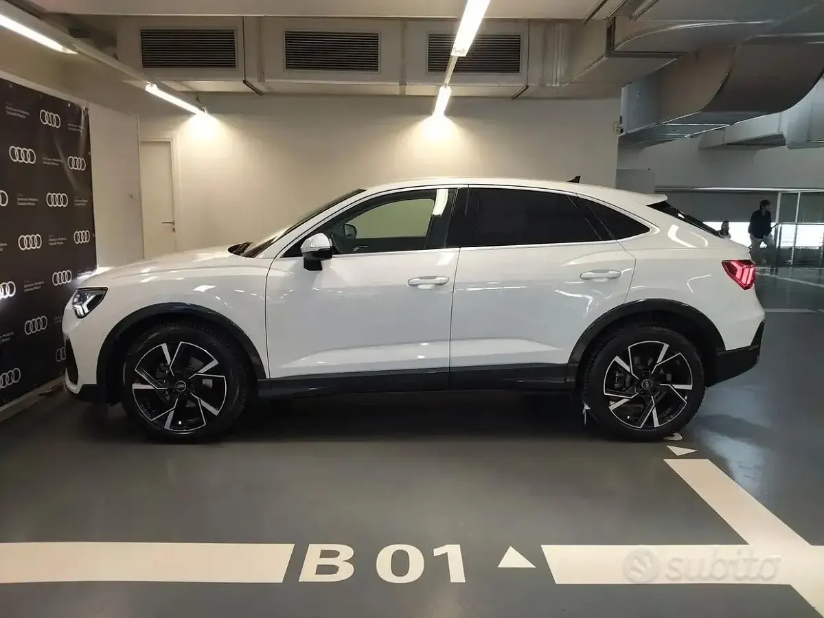 Usata Audi Q3 Business Plus 150 CV (110 kW) 2020 Bianco SUV