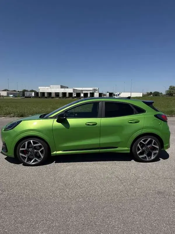 Usata Ford Puma ST200 200 CV (147 kW) 2022 Verde SUV