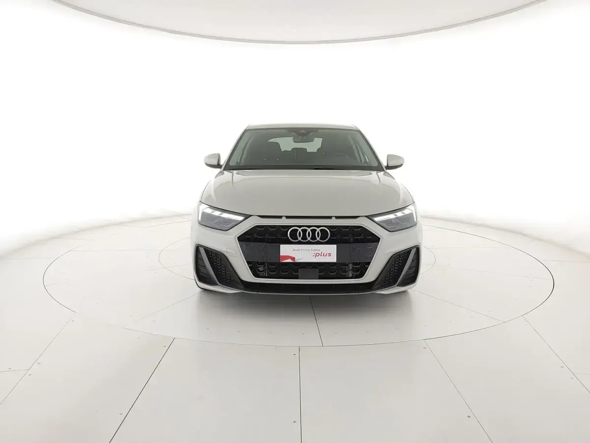 Usata Audi A1 Sportback S-Line 95 CV (69 kW) 2025 Argento cavo metallizzato Utilitaria