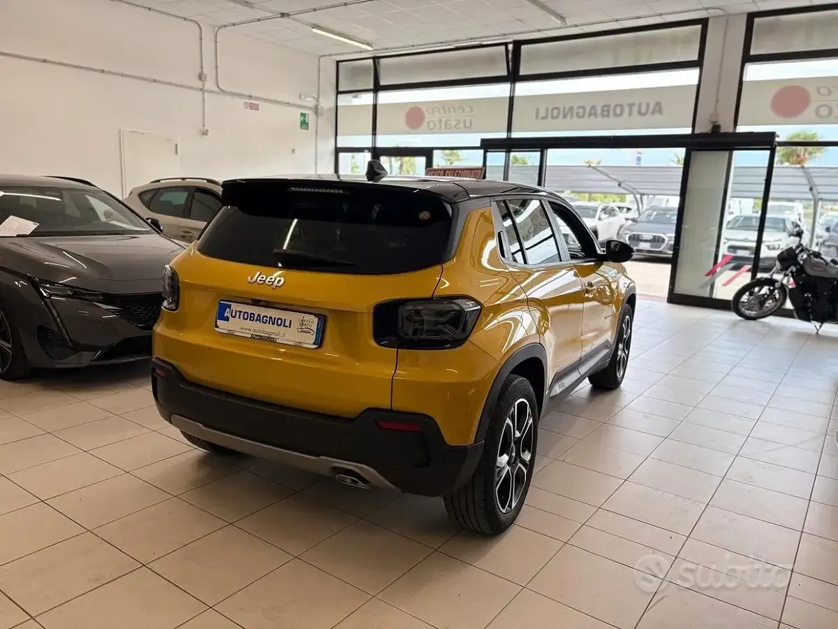 Usata Jeep Avenger Summit 101 CV (74 kW) 2023 Giallo SUV